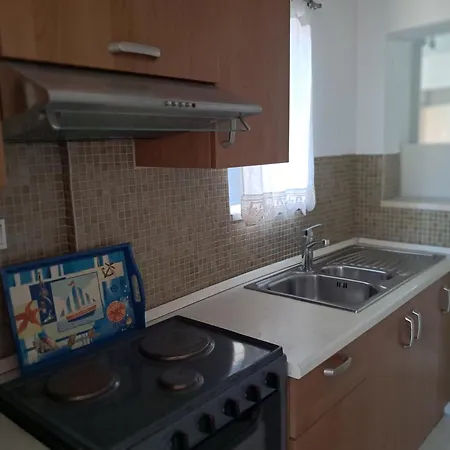 Jenny Daire Nydri (Lefkada)